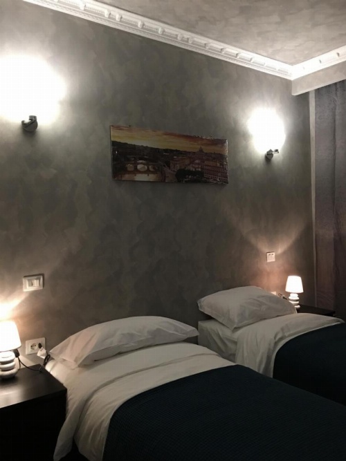 Gianni's Guest House image 9